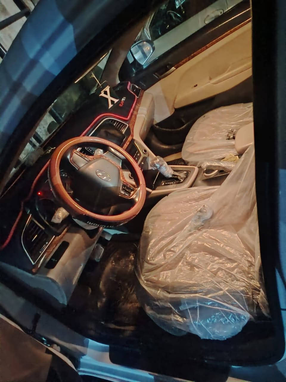 السلام عليكم
لانتره خليجي موديل 17 رقم بغداد الجديد
فول موصفات من عده البصمه
هذا سونارها منشور 
السعر 155

التواصل واتساب
***********
