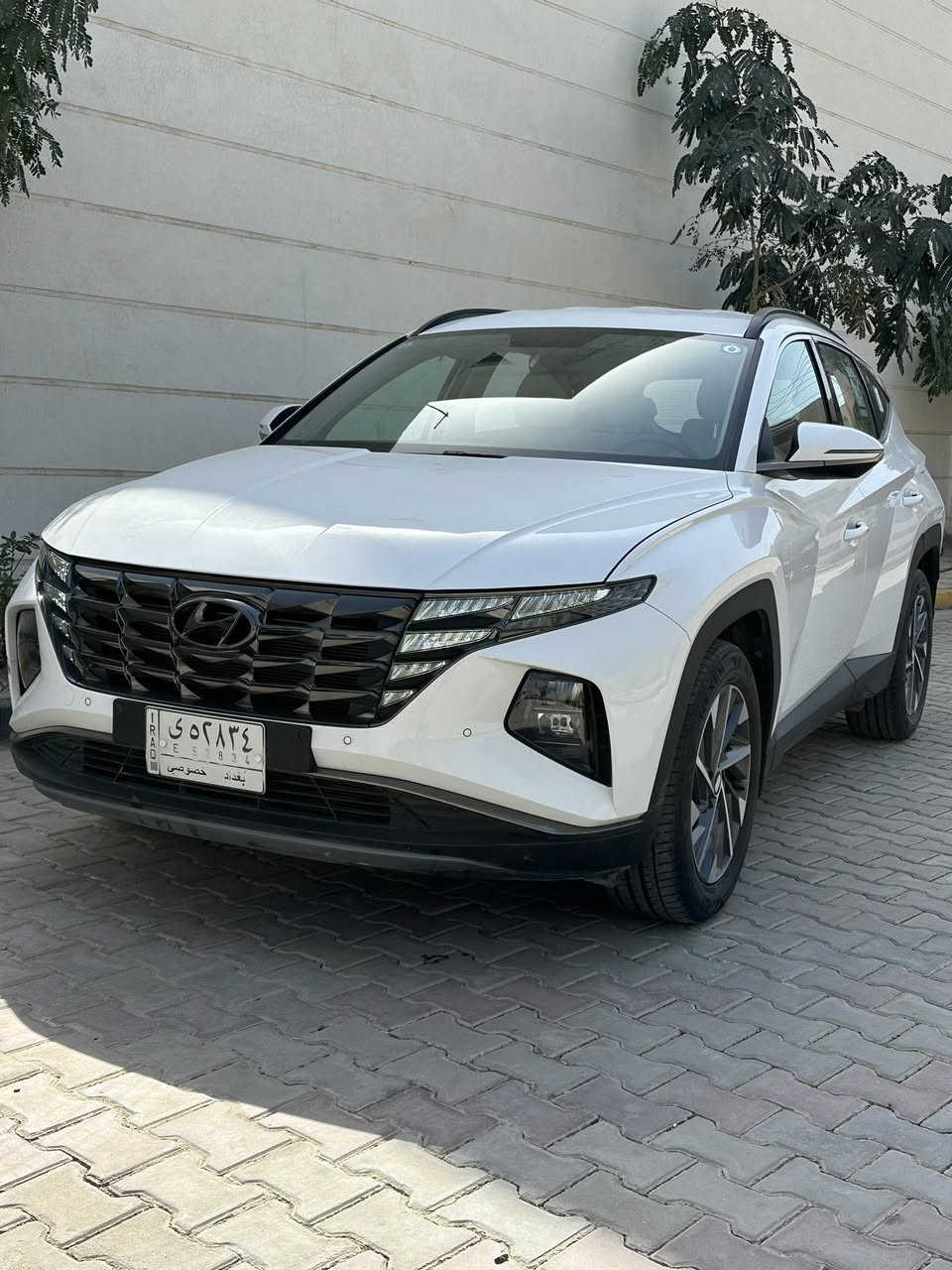 بسم الله 
توكسان خليجي 2024 فول عدا الفتحه ماشيه ٢٥ كيلو فقط بعدها بالضمان كفاله عامه من كلشي رقم بغداد هزه و رقم جديد 
مواصفات 
بصمه 
رادارات اماميه و خلفيه 
شاشه كار بلي كامره خلفيه 
رادارات جانبيه 
قطعتين تبريد امامي خلفي 
شحن واير ليس 
اناره جانبيه عند الاستدارع 
تشغيل عن بعد 
وبعد اكو مواصفات 

مع السياره بصمه احتياط 
☎️ ***********  / *********** واتس

📍بغداد الاعظميه / صليخ
