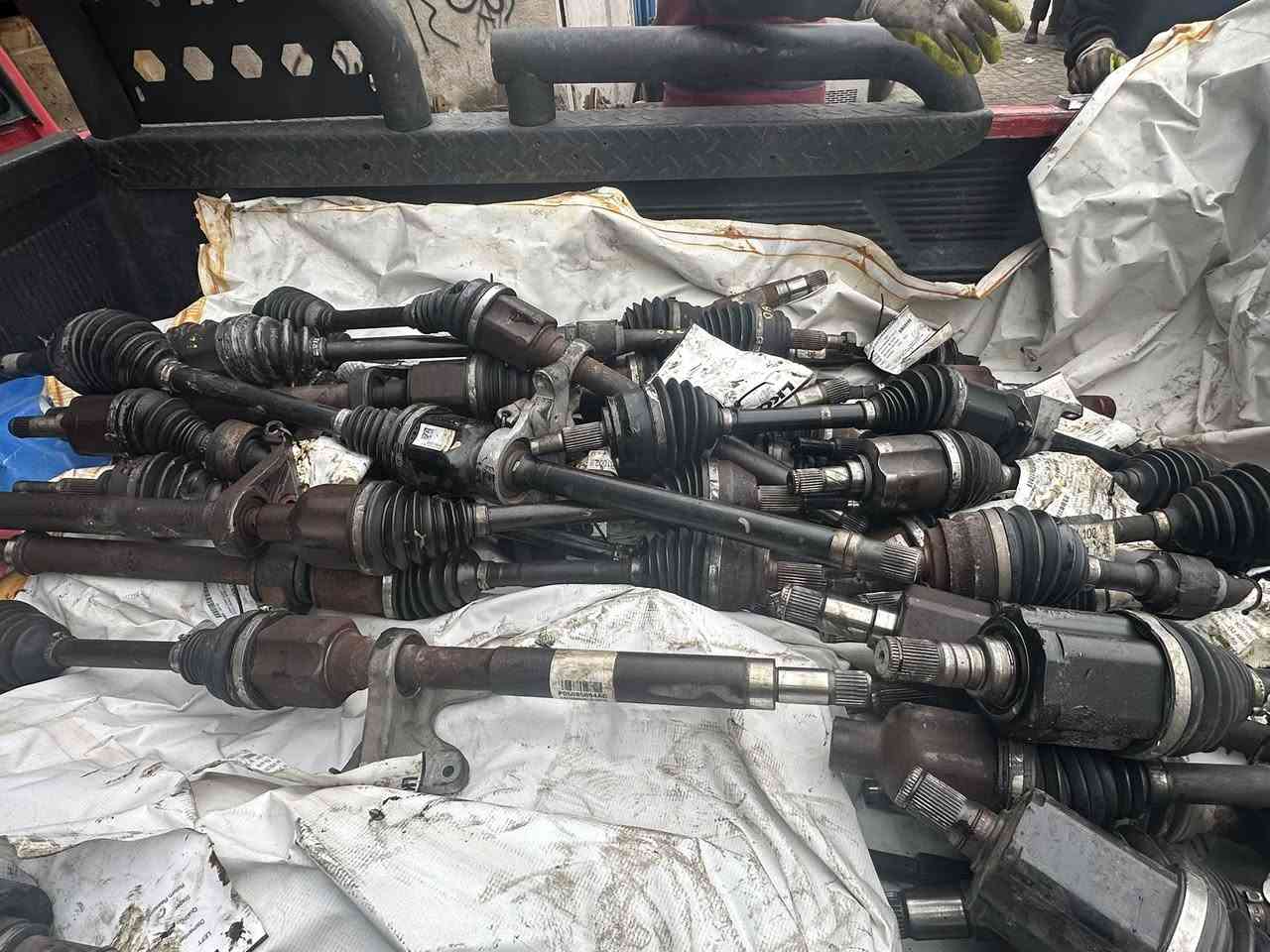 السلام عليكم 
تم وصول ادوات دوج جورني افنجر كرفان C200 
كل مايخص نواعم الدوج 
مشط درام شفت  لايت بك لايت 
الاستفسار ***********
‭0781 507 1016‬
يوجد خدمة توصيل كافة المحافضات 
عنوان الطالبية مقابيل البدالة 
ومن الله التوفيق
