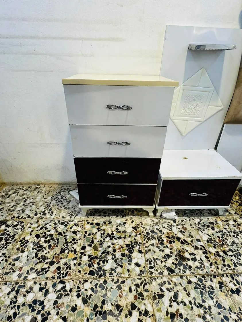 غرفه 8 قطع نضيفه وضخمه سعرهه 450 الف
مكانها نجف


**إذا كنت صاحب هذا الإعلان وتريد حذفه لأي سبب، رجاءا أرسل رسالة إلى الدعم الفني**