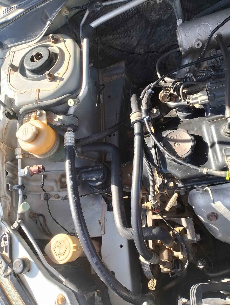 السلام عليكم اخوان لانسر للبيع
موديل 2010 رقم انكليزي كربلاء كير مكينه تبريد شرط مكفولات حداديه امامي خلفي صار اسبوع من امبدل تخم تاير جديد دواخل السياره عسلي فقط هلالاات معمره خلفيه وباب مصبوغ بدون دواخل الباقي مكفول السياره خير من الله الف ماتصرف عليهة مكاني بغداد حي البتول 
#السعر_٨٨_وبيهة_مجال_حك_الجية

رقم الاتصال ***********
