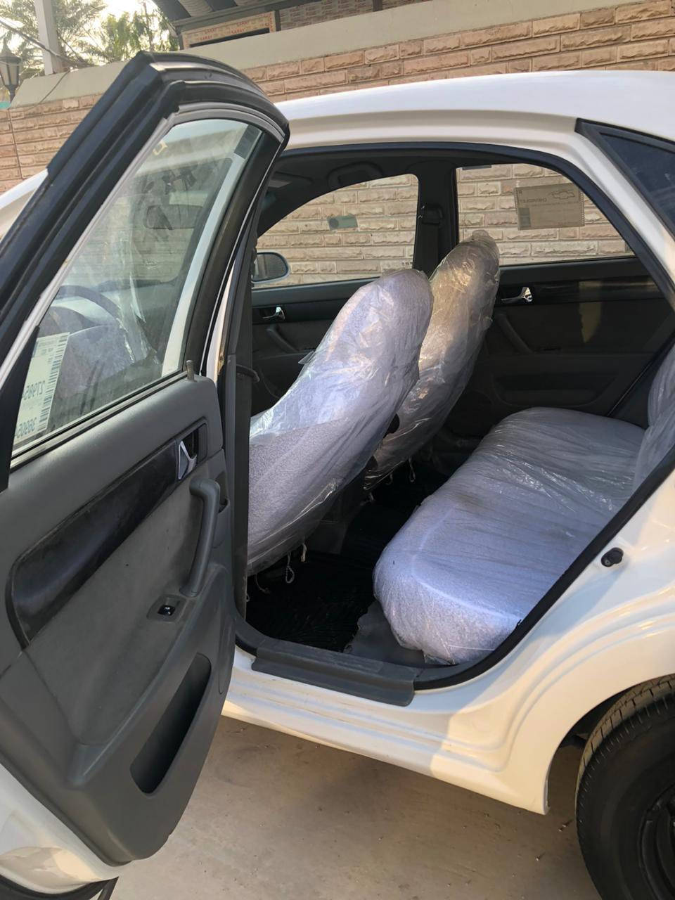 اوبتره موديل ٢٠١٢سياره جديده مابيها اي نقص جديده كلها شغله بيها باب خلبفي صبغ عله كد شبر ولباقي مكفوله سياره هزه وسنوية جديده بسمنه سياره ثاني يوم احولك رقم جديد ديالى بعقوبة سعره ٩٥وبيها مجال  ‭٠٧٧١ ٠٠٤ ٩٥٦٥‬
