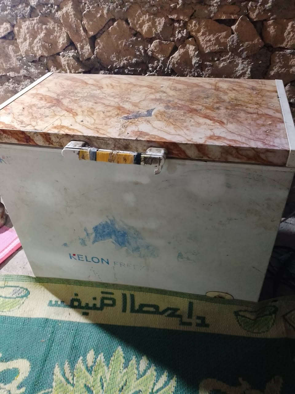 السلام عليكم
مجمدة وثلاجة للبيع محتاج لحالة اضطرارية لحد يكسر بيهن شغالات مال بيت
***********
