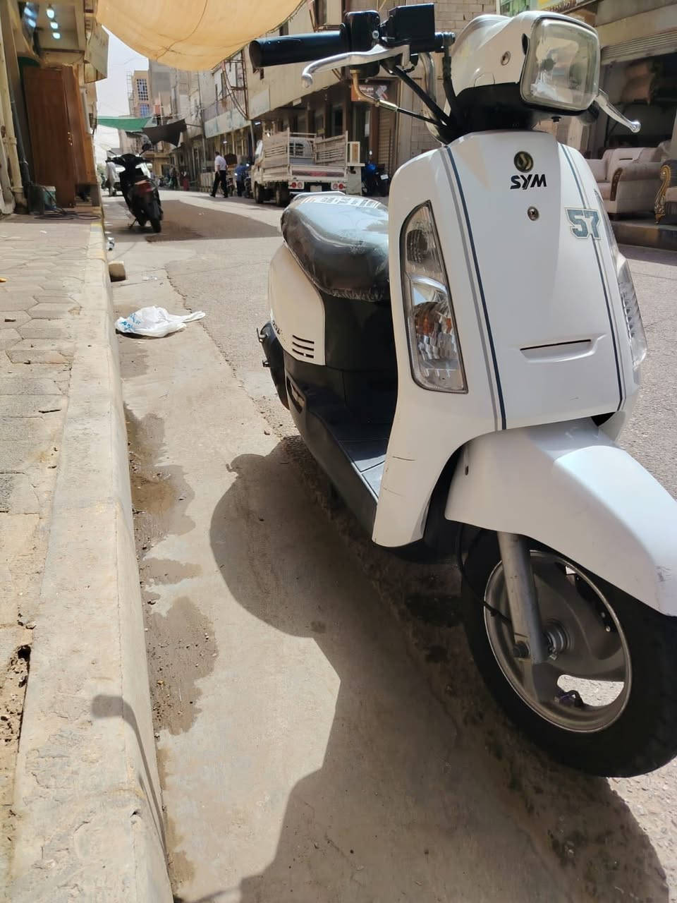 سلام عليكم سايم بوليس دراجه جديده معنه كلمه مال رمبه
مكينه ١٢٠ 
سرعه ١٠٠
مكفوله كفاله عامه 
محرك فول نعومه 
مكفوله من فتح 
سعر ٧٠٠ ألف 
رقم ***********
العنوان الأنبار رمادي

