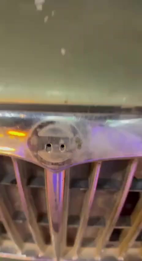 نيسان مكسيما موديل 2000البيع ***********لاتصال عل رقم اي استفسار
