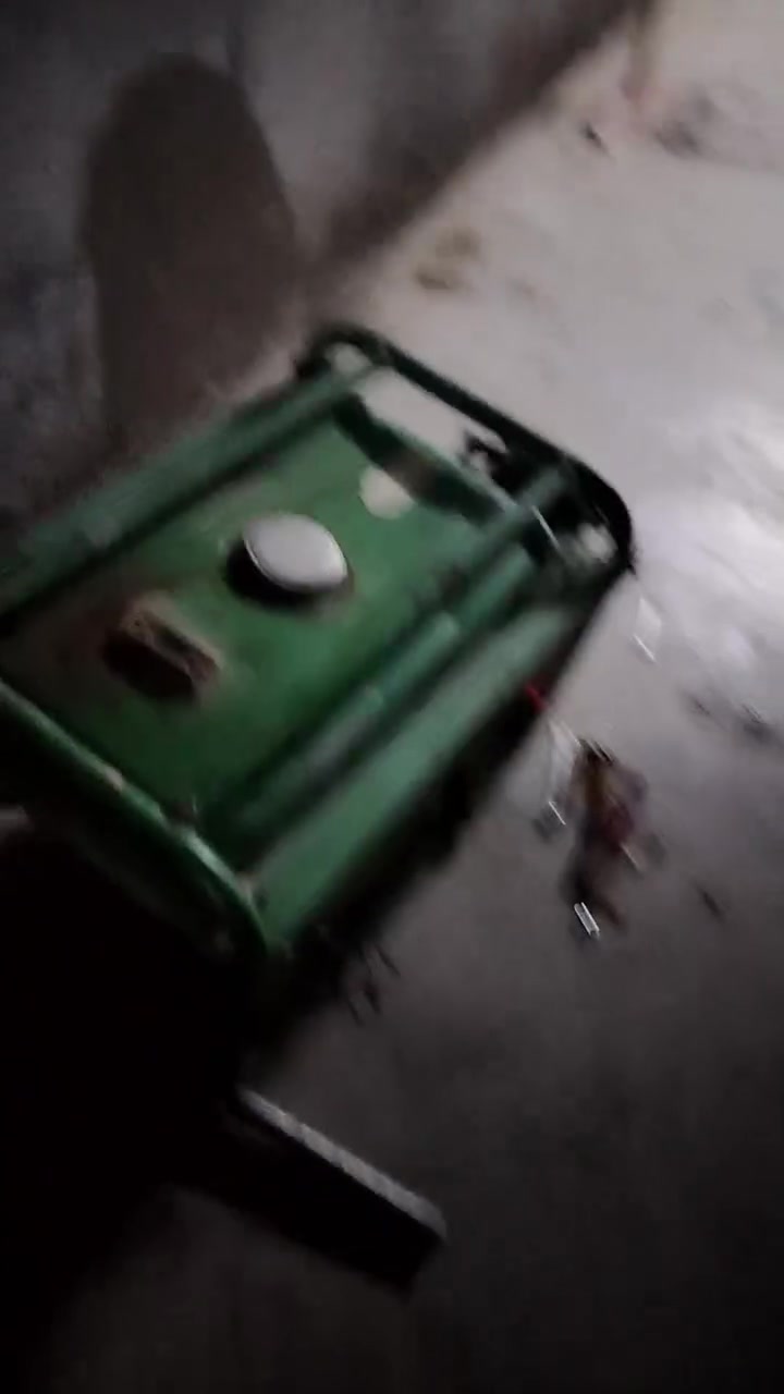 مولدة للبيع ١٢ امبير
١٠٠ الف بي مجال 
***********
