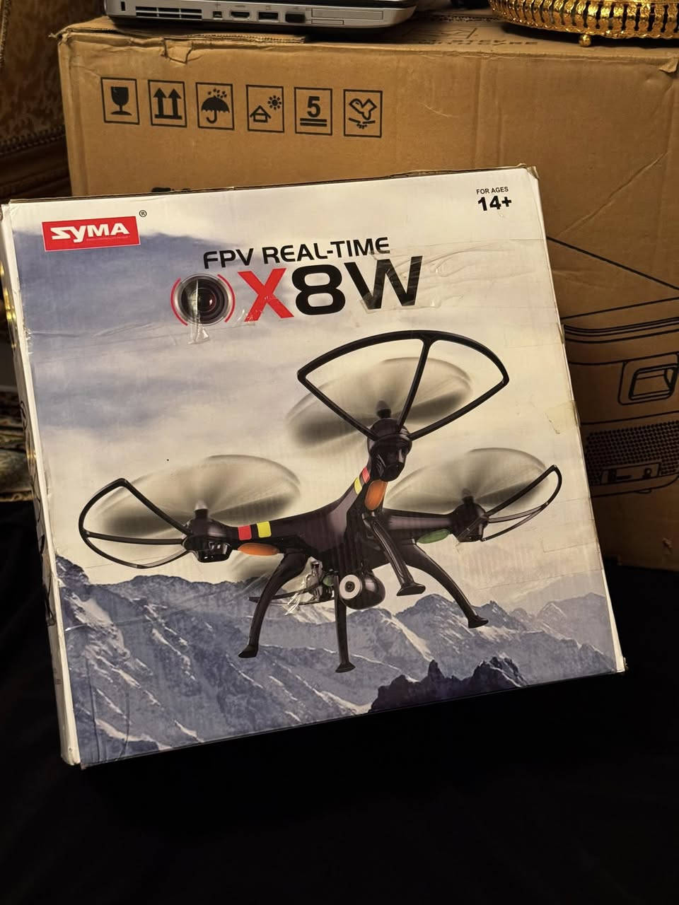Syma X8W - درون تدريبية بمواصفات ممتازة للمبتدئين 🛸
 * تصوير مباشر: تدعم خاصية الـ FPV لرؤية التصوير مباشرة على موبايلك أثناء الطيران.
 * ثبات وحجم: تتميز بحجمها الكبير وتصميمها القوي اللي يخليها مستقرة وسهلة التحكم للتعلم.
 * مثالية للتعلم: أفضل خيار لضبط مهارات الطيران قبل الانتقال للطيارات الاحترافية والـ DJI
السعر 80 الف


**إذا كنت صاحب هذا الإعلان وتريد حذفه لأي سبب، رجاءا أرسل رسالة إلى الدعم الفني**