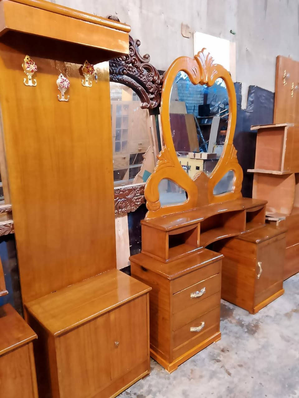 اسعار مكتوبه واغراض صاج ونضيفات مكان بغداد مدينة الصدر واكو توصيل للبيع
الي عنده اغراض غرف يرسلهن خاص ابيعهن اله بنسبه قليله


**إذا كنت صاحب هذا الإعلان وتريد حذفه لأي سبب، رجاءا أرسل رسالة إلى الدعم الفني**