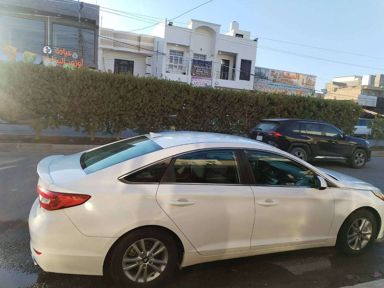 السلام عليكم.... سوناتا ٢٠١٧ للبيع... أمريكي محرك ٢٤٠٠
كلين بدون حادث... كشر الصبغ  بالقماره شويه وبعده على وضعه... السوناتا الأبيض كله هيجي
رقم انبار. بأسمي تحويل مباشر
كير محرك مكفول ممفتوح
تبريد وكهربائيات جاهزه
تخم تاير ويل كب

سياره جديده مابيه اي نقص
السعر (١٤٨) وبي مجال
مكاني الفلوجه غير متواجد عالفيس اتصل وادلل
***********
***********
