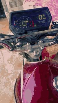 سلام عليكم شهباب عندي هذا مطور كلشي ما بي محرك ما مفتوح واي نقص مابي وبشرط فول  موديل 2025والسعر700وبي مجال لطيبين 
العنوان حمدانية 
واتساب***********
