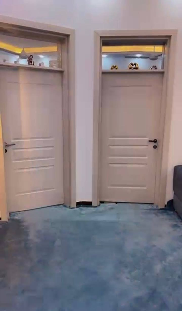 السلام عليكم 
بيت في حي الامين قرب بانزين خانه الشموس َواجه ١٠ مساحه ١٢٠ متر طابقين يتكون من غرفه ومطبخ وصاله وبراني. وطابق ثاني غرفه وصاله وصطح

وطارمه بناء طابوك كونكريت مودرن بناء سنه ٢٠٢٥ بيبنان قاصه بناء مودرن

تفاصيل أكثر الاتصال على الرقم او وتساب ***********
