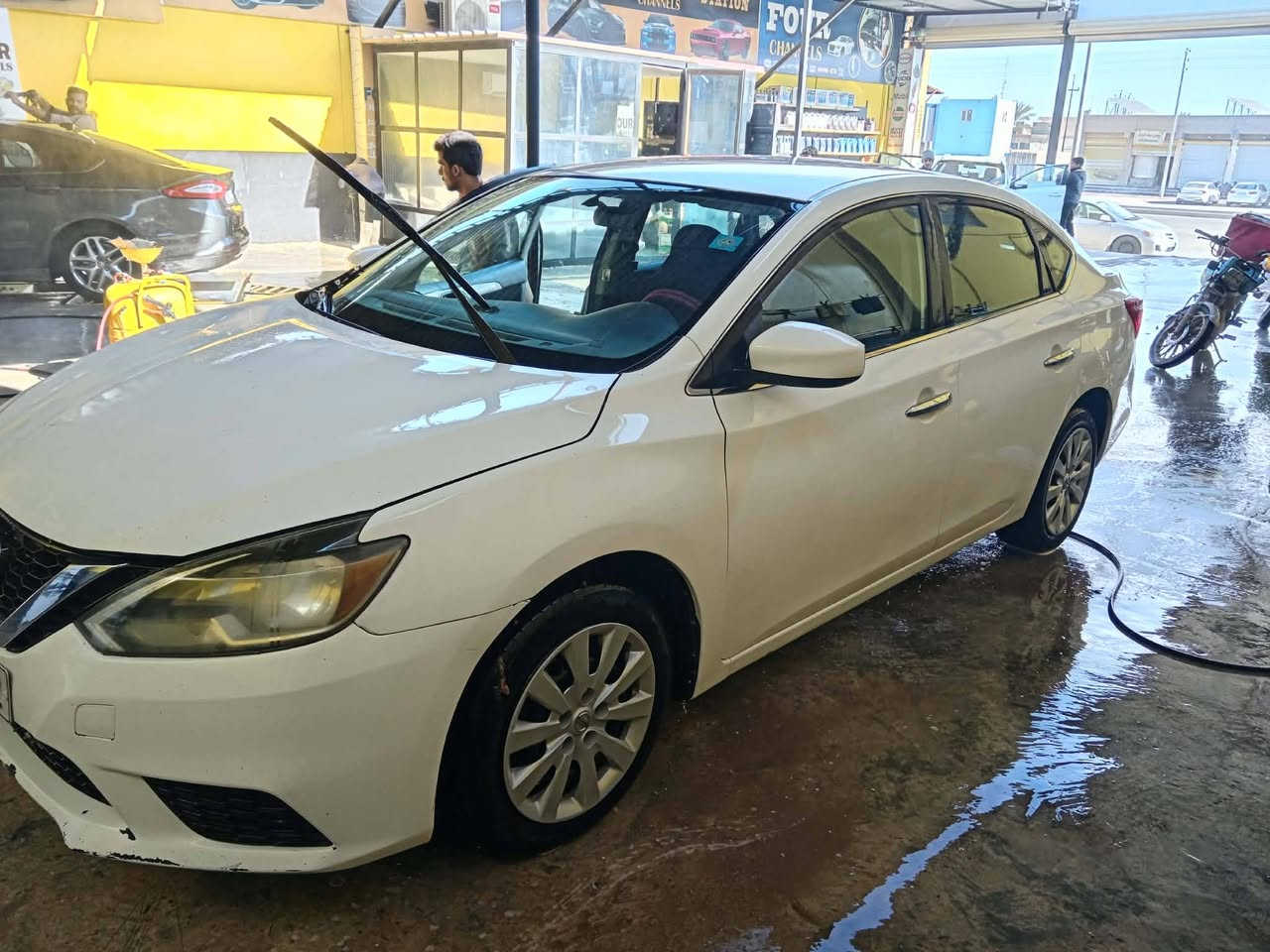 نيسان سنترا 2018 للبيع أو المراوس 🚗
الرقم: كركوك (بإسمي والتحويل مباشر).

الضرر: قطعتين صبغ (جاملغ أمامي وبنيد) بدون داخل، والسيارة حيل نظيفة.

المراوس: أراوس بـ سيارة عالية حصراً وأدفع فرق نقد.

السعر: المراسلة على الخاص أو الاتصال.

للاتصال والاستفسار:
📞 ***********
📞 ***********
