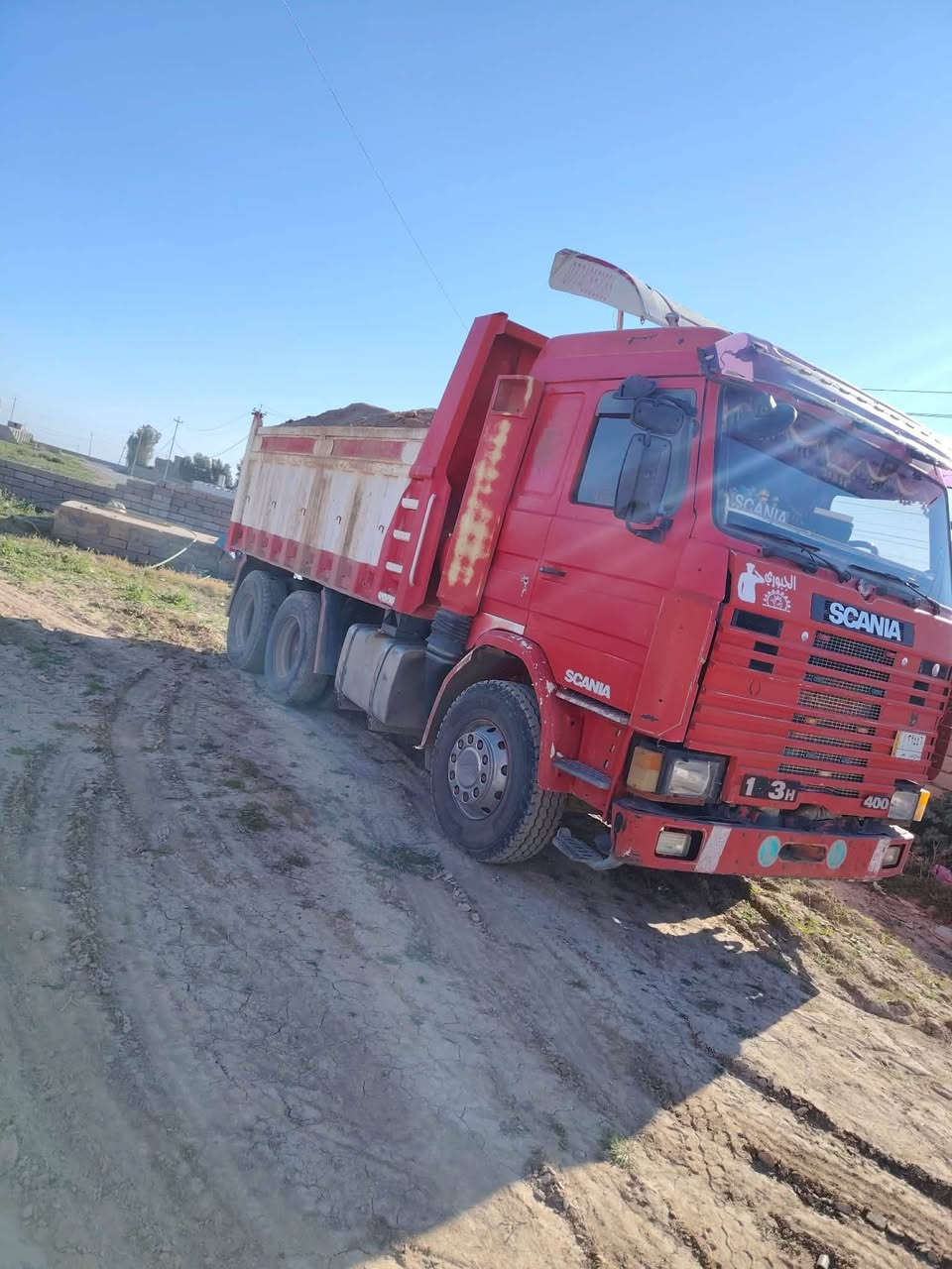 السلام عليكم ورحمة الله وبركاته سكانيا قلاب ١٤٣ صفر 6 محرك كير كله شرط سنگل بومه سياره بلادي رقم دولي سنويه جديده تريد تحويل تريد وكاله السعر 220اتصل ***********
