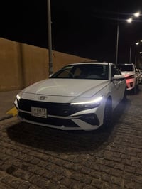 للبيع النتره 24 خليجي ماشيه 52الف حادثه مرفق مع صور ابيع ع حدث سعر خاص...