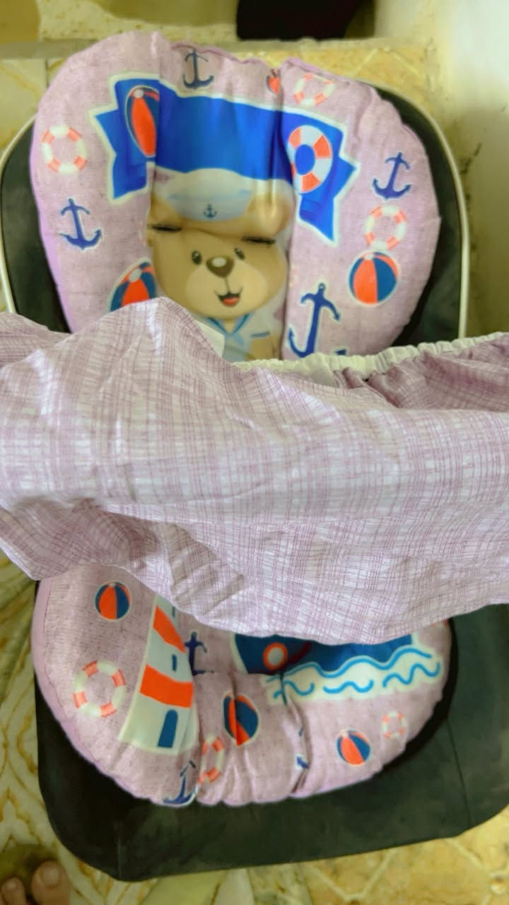 عندي غراض طفل مستخدمه جدا قليل ونظيفه


**إذا كنت صاحب هذا الإعلان وتريد حذفه لأي سبب، رجاءا أرسل رسالة إلى الدعم الفني**