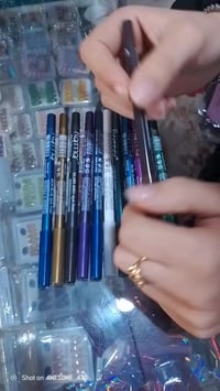 كحل زيتي • ١٢ لون • سوق الاربعة آلاف