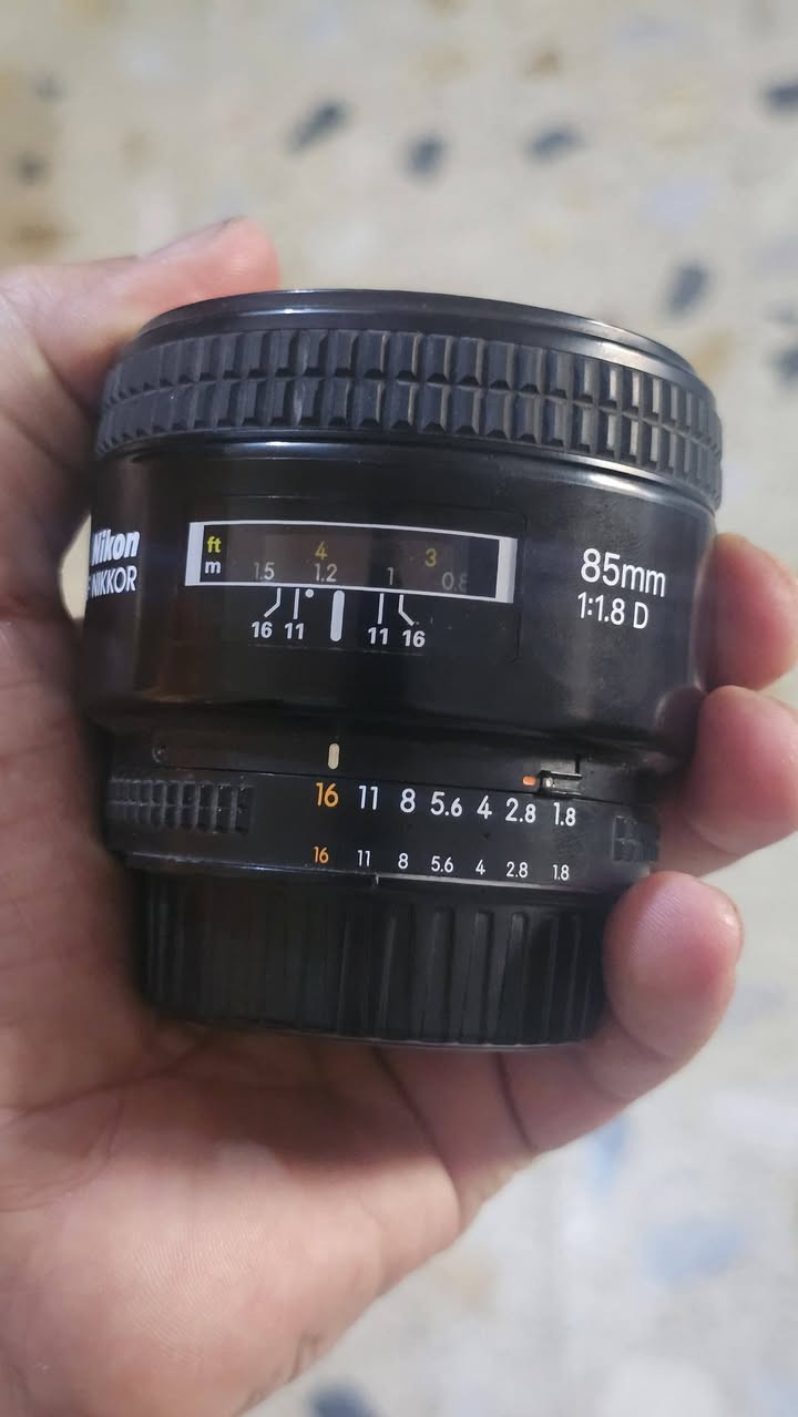 عدسه 85mm لبيع نضافه 100


**إذا كنت صاحب هذا الإعلان وتريد حذفه لأي سبب، رجاءا أرسل رسالة إلى الدعم الفني**