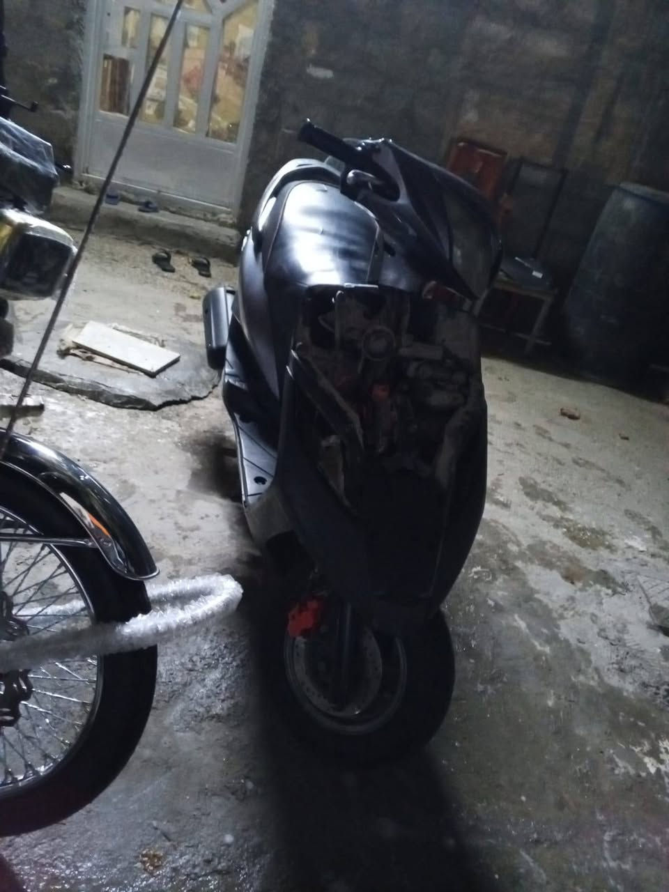 سلام عليكم دراجه ماكس ثعلب للبيع دراجه مابيه اي نقص كفراته كامله كله شغاله سعره 300قفل قفل قفل مكان جزيره بغداد سياحيه تواصل ***********
