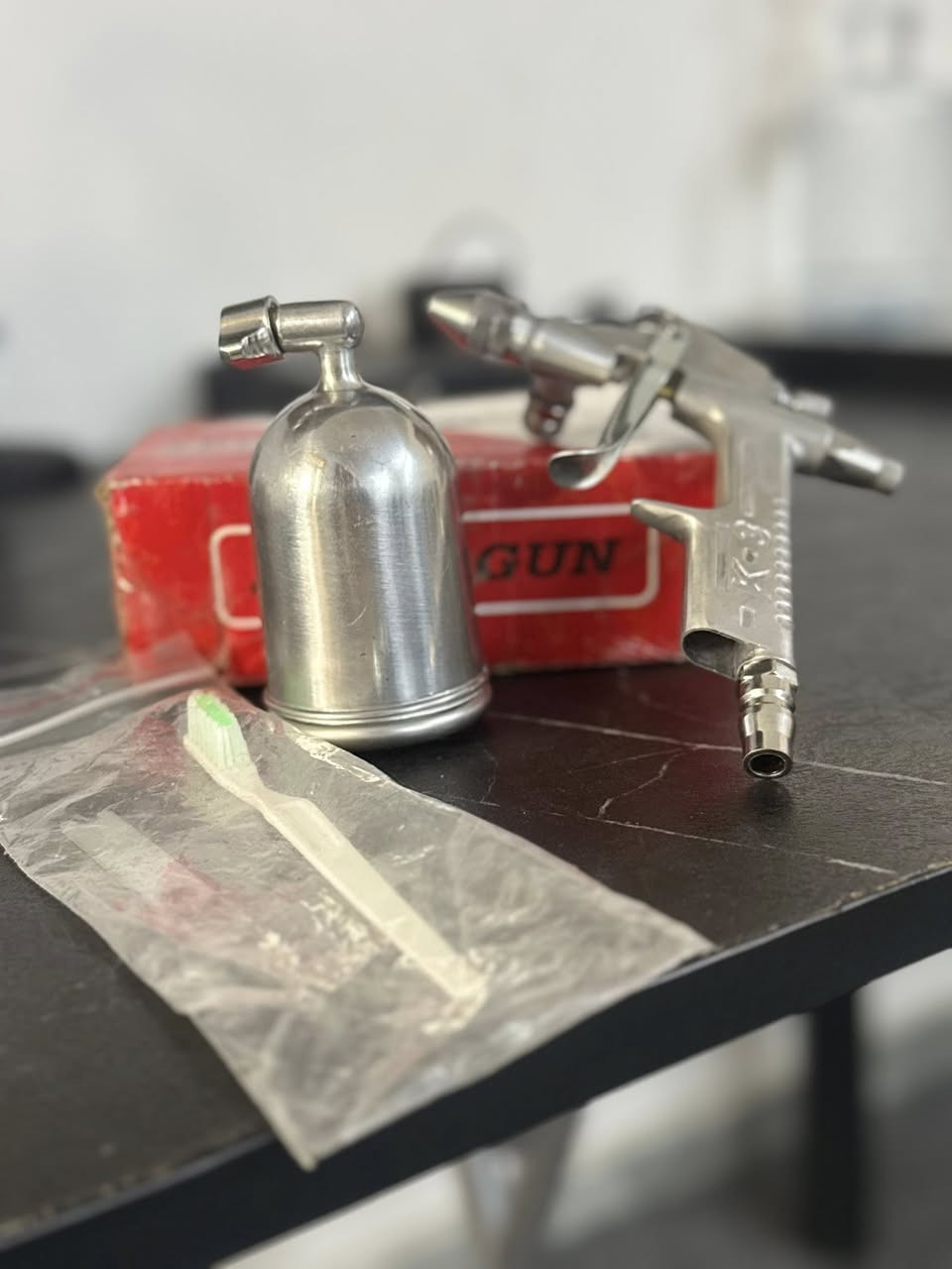 مسدس صبغ بهذا شكل جديد غير مستخدم


**إذا كنت صاحب هذا الإعلان وتريد حذفه لأي سبب، رجاءا أرسل رسالة إلى الدعم الفني**