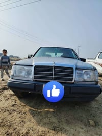 سياره مرسيدس مقفوله جير محرك تواير تخم الانتصار على هذا الرقم 07838715...