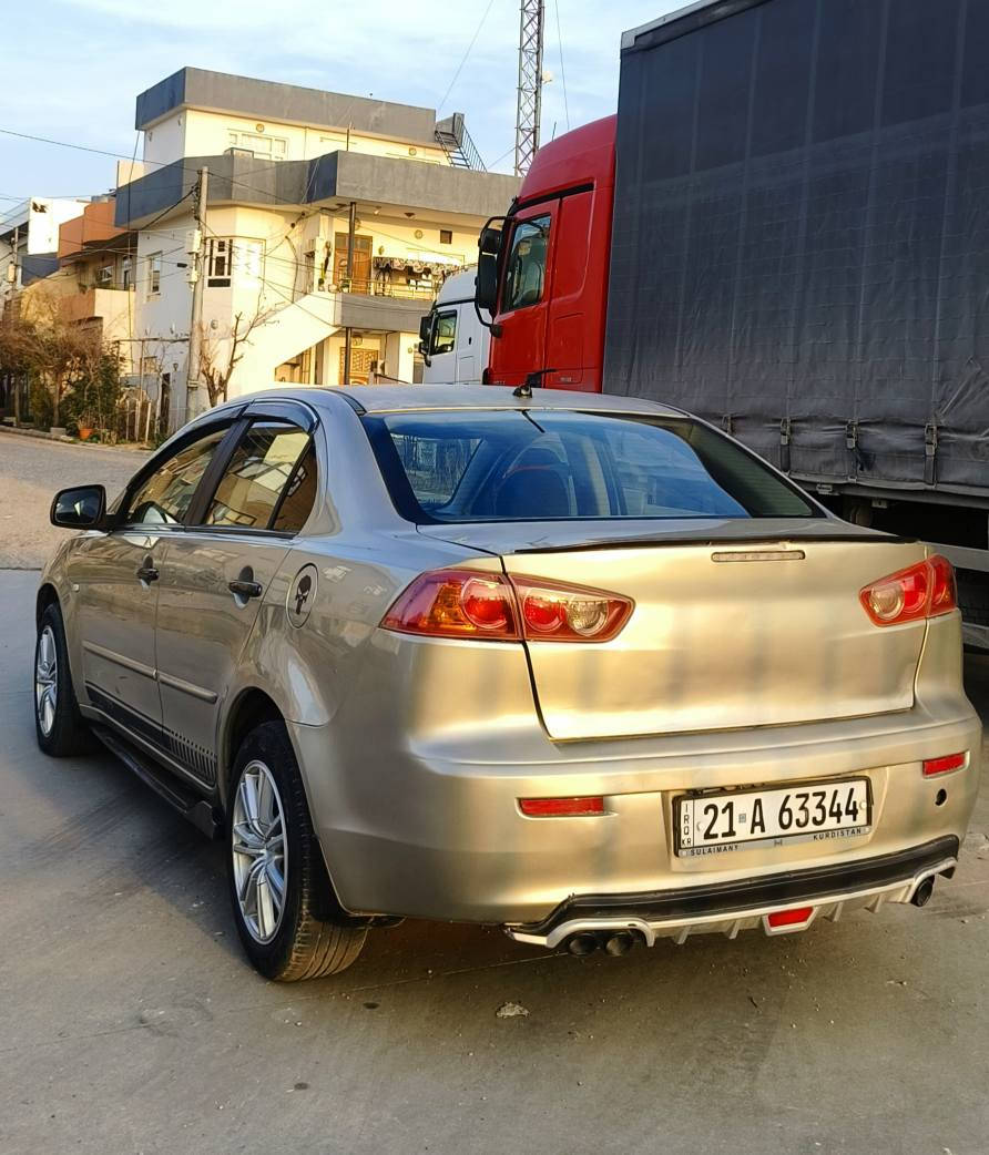 لانسەر قرش مۆدێل ٢٠٠٨ 
‎کێڕ و مەکینە بە شەرت مەکینە ٢٠ خلیجیە ناو زەردە 
‎سەنەوی تازەیە حیزام بۆیاخە لەسەر کاڵبونەوە چەکوژ بە گیانیەوە نییە هیچی پێوە نییە  
‎مواسەفات بەسمە و شەخالە شاشە و کامێرایە ٤ جام کارەبایە ABS 
‎سعر ٧٧ مەعامەلە شوێن سلێمانی***********_*********** السليمانية, العراق
