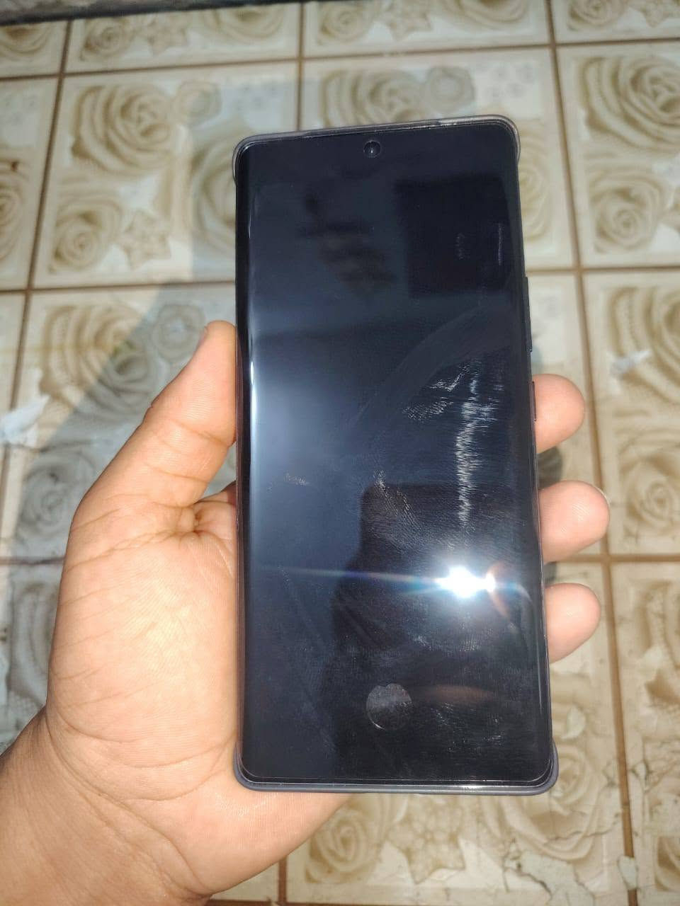 infinix zero 40
جديد استخدام يومين
الكامره حلوه تخبل
256/12
جهاز راقي والله 
سبب البيع احتاجيت فلوسه والله 
واتساب فقد متواجد 
***********
