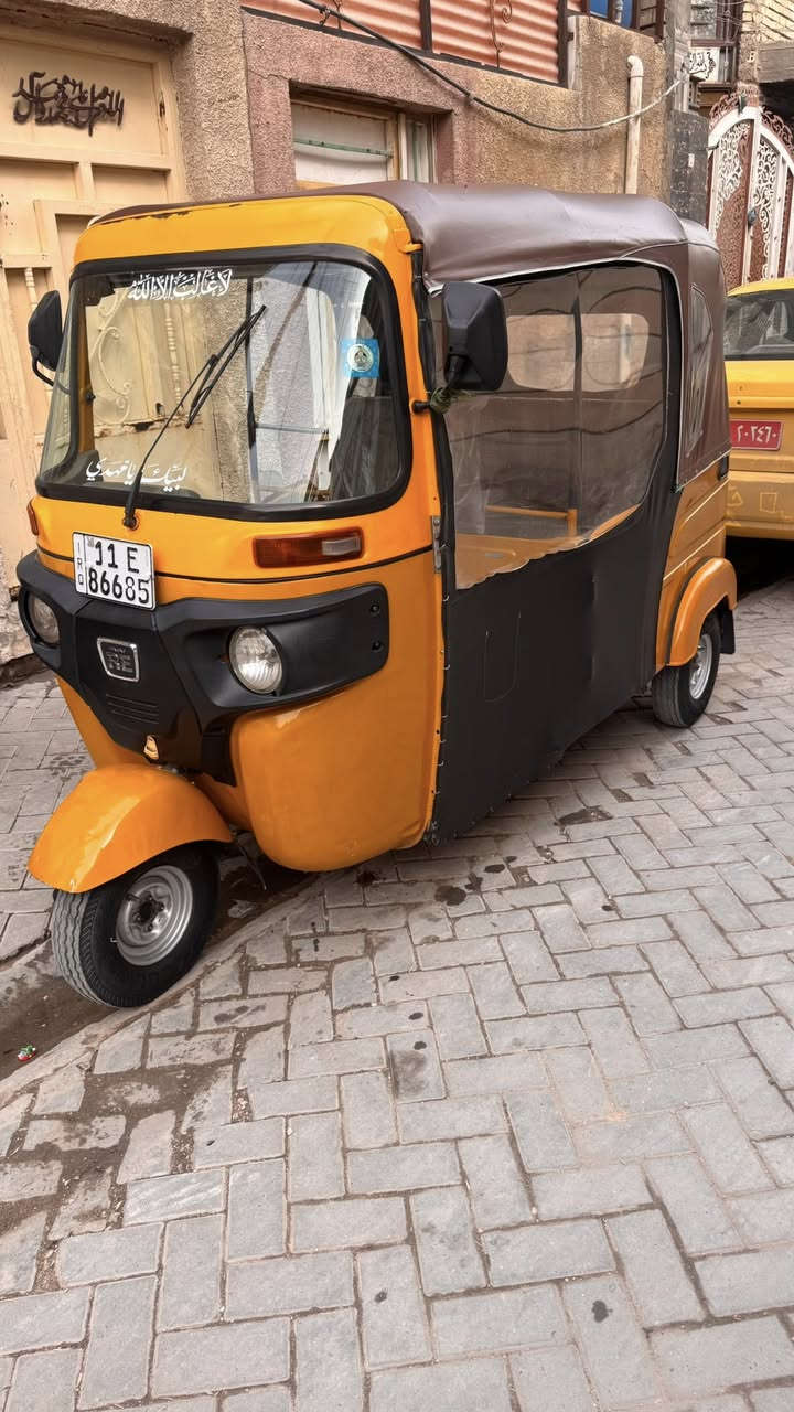 تكتك 🛺 مديل 21البيع رقم وسنويه عنوان بغداد مدينة الصدر ***********
