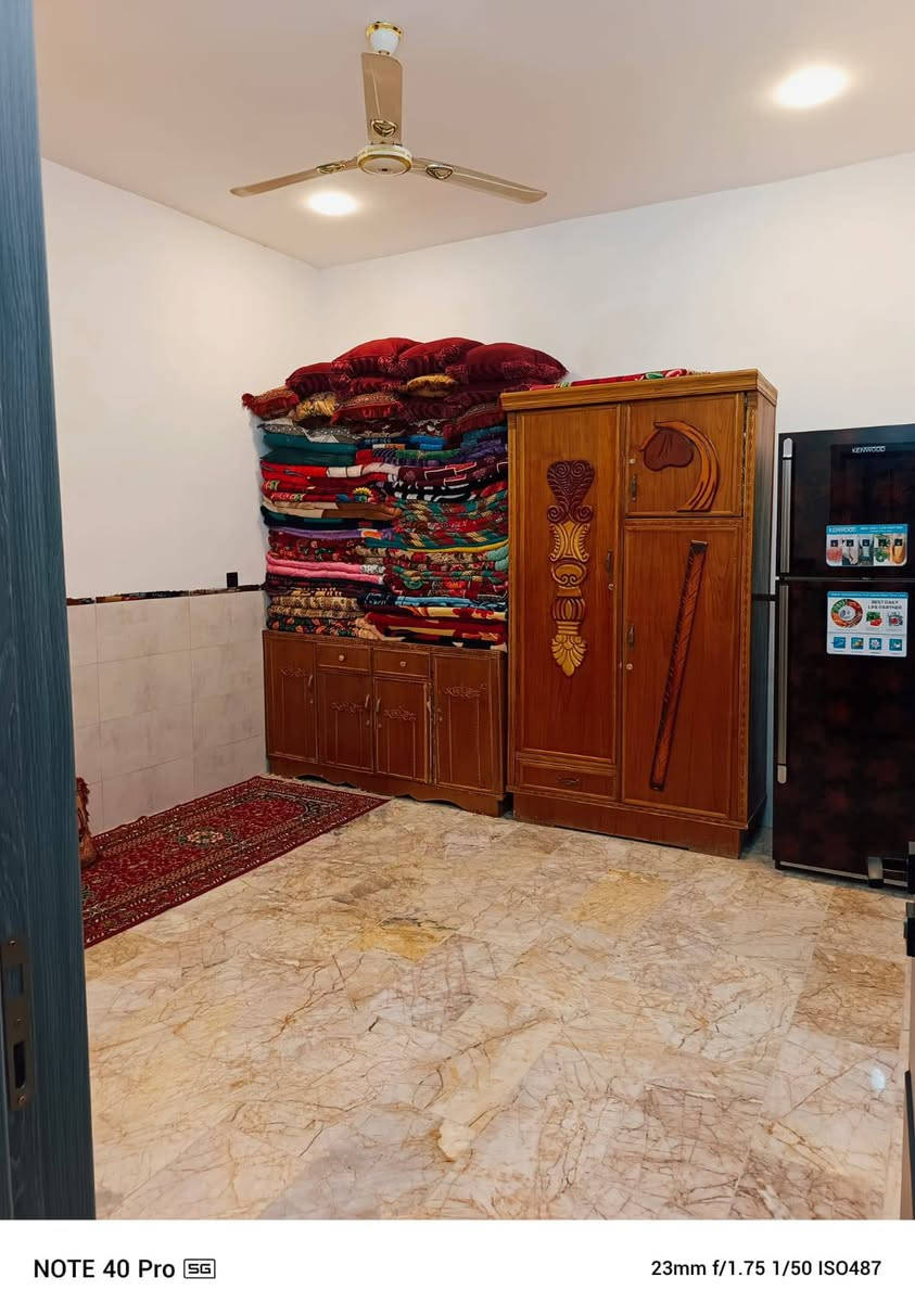 السلام عليكم بيت البيع مساحه 75 بناء حديث سنه 2025.   العنوان /قرب شارع محمد الصافي استفسار ع الرقم ***********
