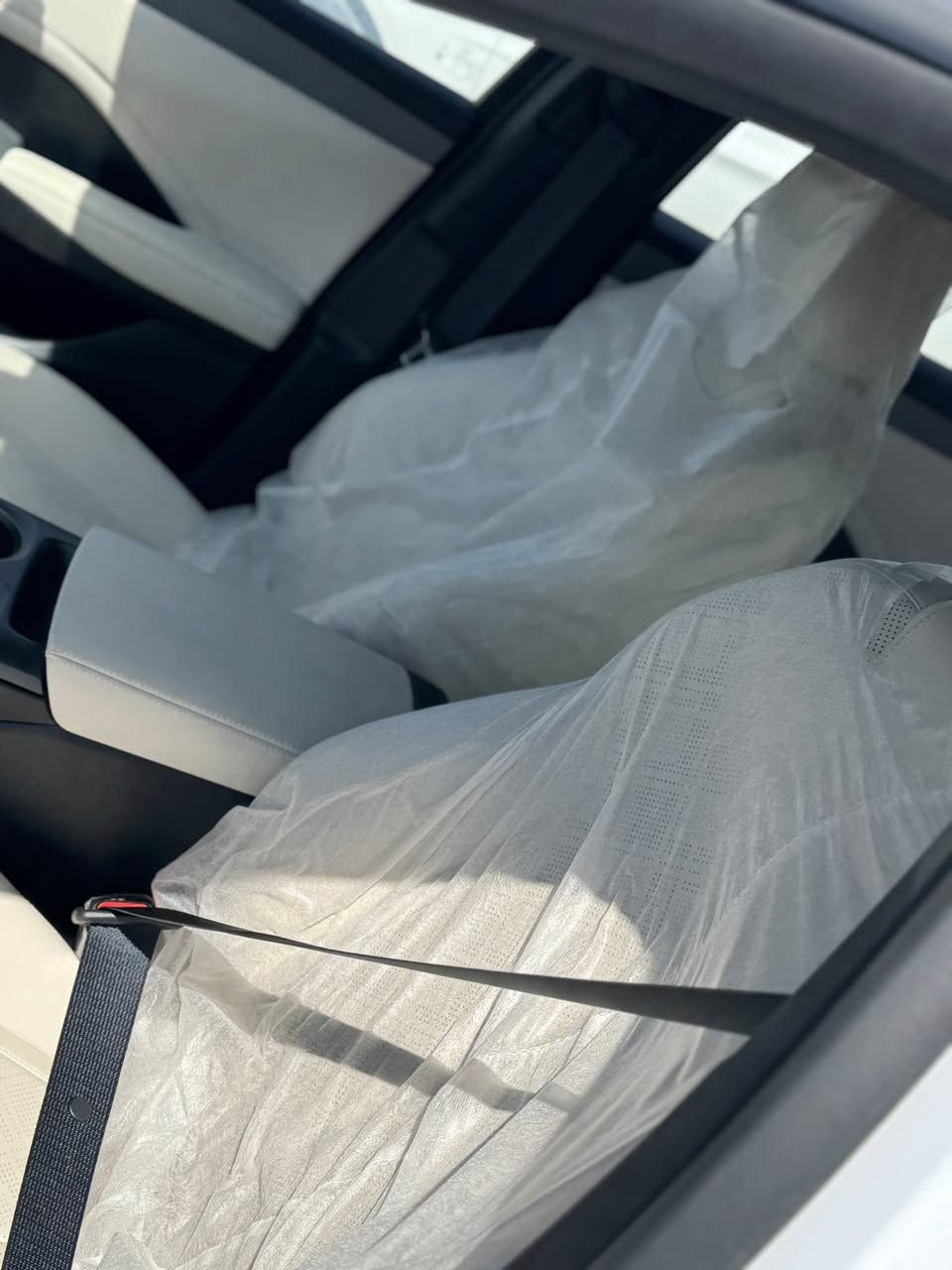 السلام عليكم  BYD 2026 فول مواصفات وزيرو مرقم بغداد بسمي السعر ١٣٣ ترهم بيع او مرارس مكانهه بابل للاستفسار ***********//***********
