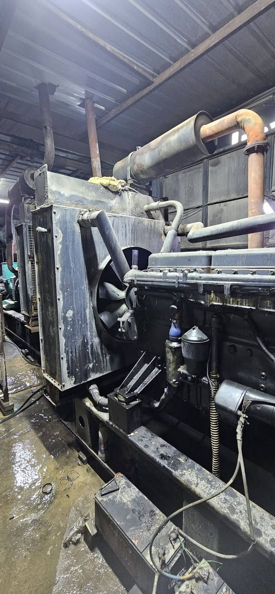 السلام عليكم شباب
مكينه 113 26 فقط مكينه للبيع فقط 
للبيع تفاصيل اكثر اتصل 
***********
***********
