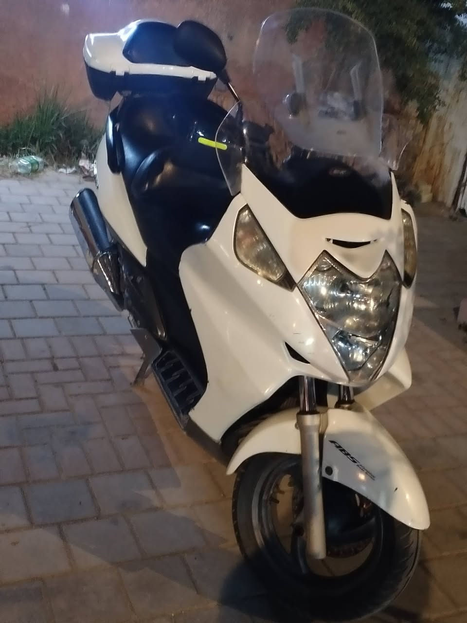 سلفر مكينه 600 كرستال دشبول نفخ السعر مليونين مكاني بغداد ***********
