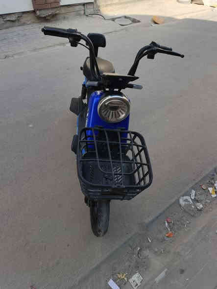 السلام عليكم
دراجة شحن للبيع
ريان حجم14 سرعة40 ملف1000W شاحنة موجودة بصمه فقط جديدة مكفولة (ثلاث سرعات) السعر 275 ومجال بسيط للطيبين مكان ناصرية مركز أي استفسار رقمي واتساب
*********** رصيد ***********
