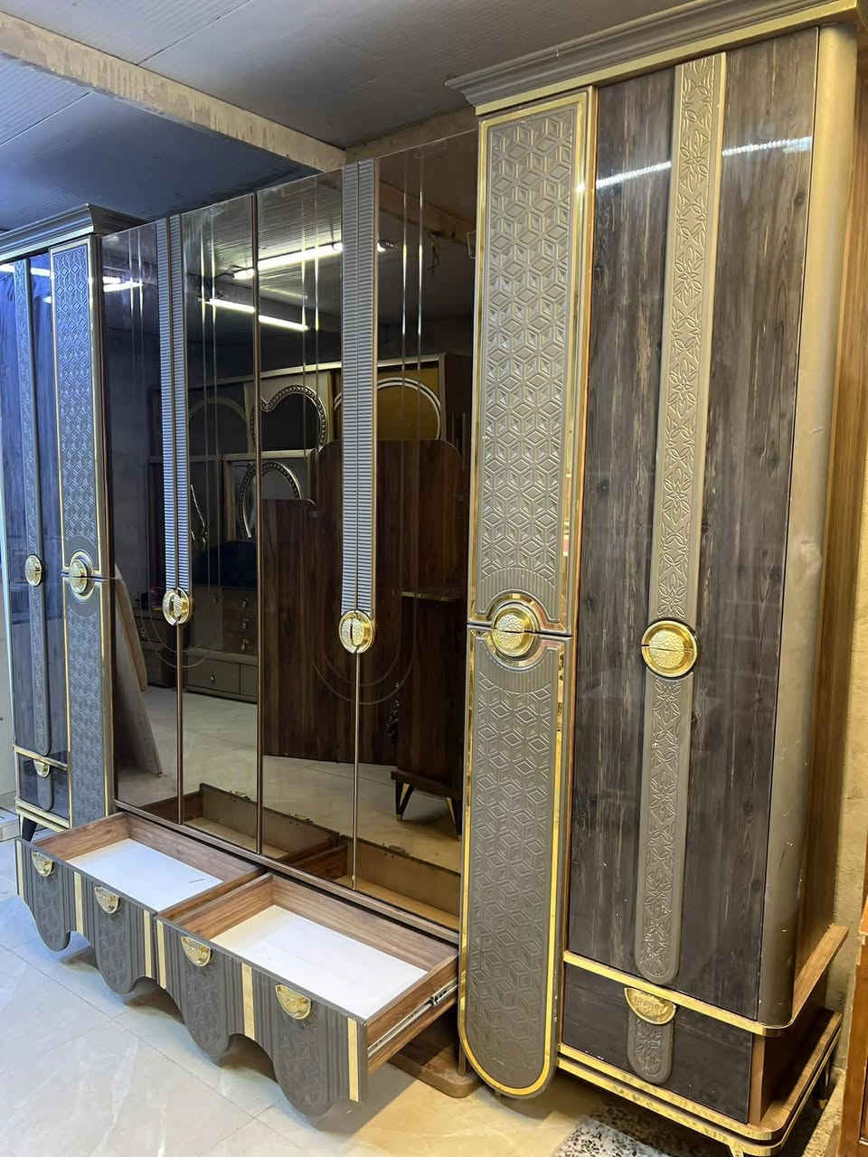 غرفه تركيا
النضافه 85 ٪
تخفيضات بالسعر لمده اسبوع😍
الشد 🔧🪛🛠️ونقل مجانآ🛻🚛 داخل بغداد فقط
لا يوجد توصيل محافضات الحجز واتساب فقط ***********
