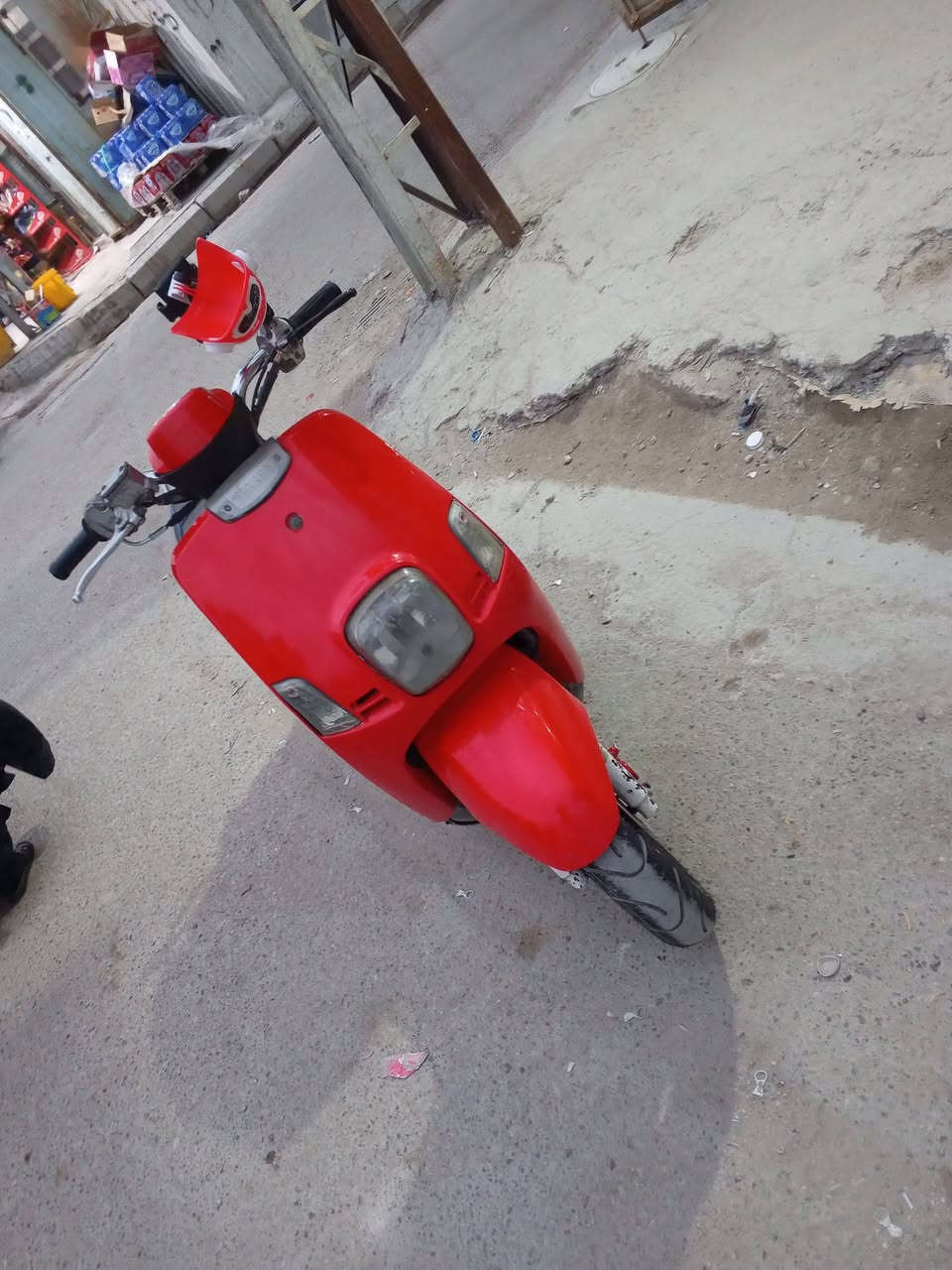 السلام عليكم درجة بولس لبيع 525 وبيهه مجال بصيط  مكاني بغداد العبيدي ***********
