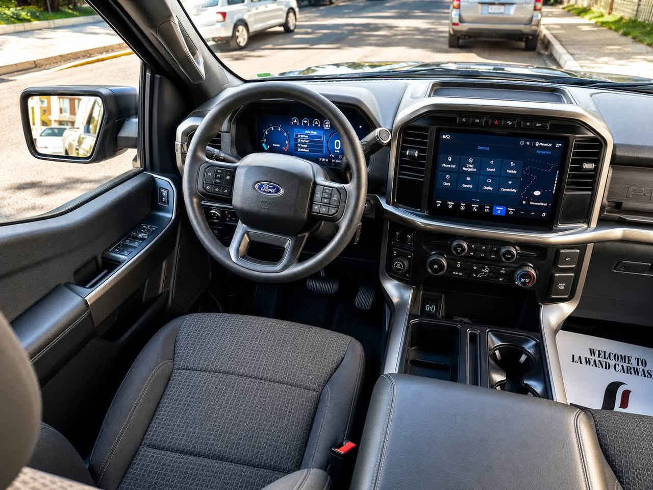 فورد F150
مكينه 2.7 توربو
شكل جديد
ماشيه 9 الف فقط
واحد جاملغ صبغ
باب طويل بودى قصير
موصفات FX4
شاشه كبير
كيج الكترونى 
دبل اكسل 4*4
بريك كهربائي 
اوتو هولد
تحديد سرعه
رادار
ستيرن هيتر
كاميرا
شحن موبايل
بعد هوايه موصفات
295$ - ***********
