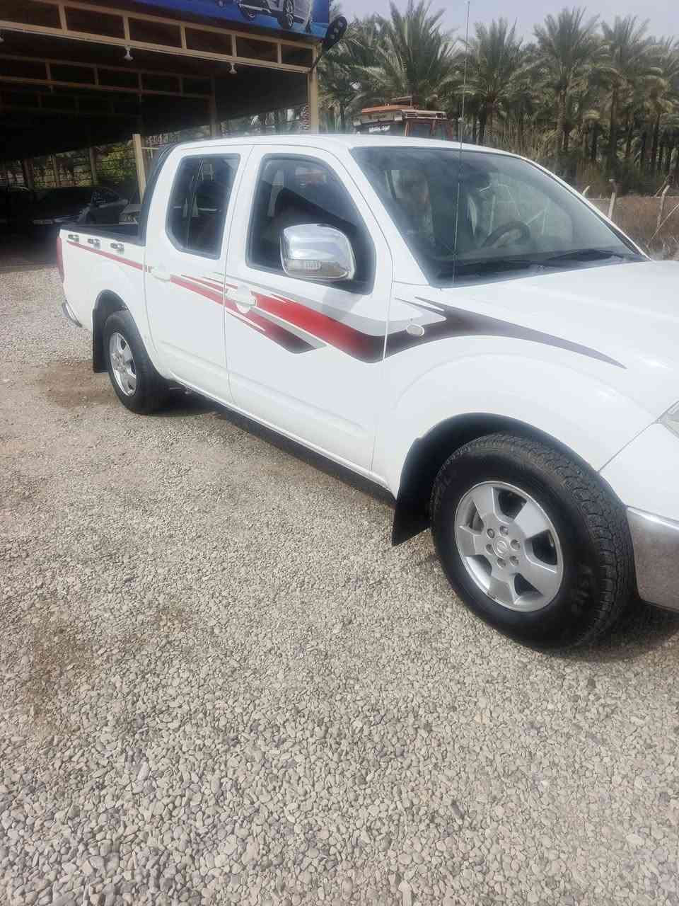 سلام عليكم نيفارا موديل ٢٠١٢ مكينة ابلادي جديدة صدر امامي خلفي جديد تخم تاير رقم ديالى الدولي الجديدة مكفولة بس بيهة ربع البدي كير اوتيماتيك السيارة جديدة خير من الله مال جني السعر ٩٧ و بيهة مجال حك الجية المكان تقاطع القدس هاتف ***********
