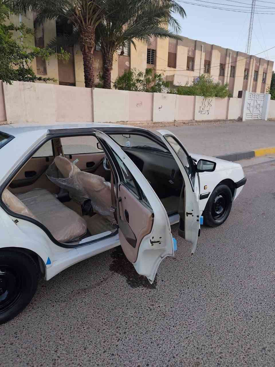 السلام عليكم
بيجو 405 مديل 2009
سياره جاهزه من كلشي 
كير مكينه تخم تاير حداديه 
بيه ضربه بالجاملغ الخلفي بدون معجون
مكاني النجف قضاء المشخاب 
***********
السعر 33 وبيه مجال
راعيه يريد مداور
