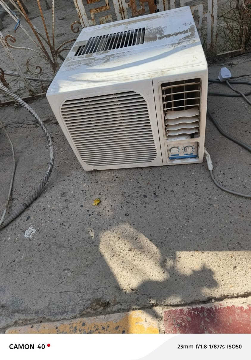 السلام عليكم سبلت طن ونص توسوت ومكيف ميدياء طنين مكيف طن انفيرتر المكيفات مستخدم بس هاي صيفيه سعر كلي من الخير 600قفل شراي يتصل ***********المكان معامل واتساب فقط مازنجر مايشتغل
