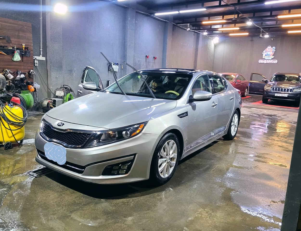 اوبتما 2015 وارد اميركي
فول مواصفات EX
محرك 2400 GDI شرط بدون تنقيص زيت 
كير مكفول
محرك دبل كازكيت (مفتوح) بانزين عادي وبدون دوانز 
كومبريسر جديد تبريد ثلج قطعتين امامي خلفي
سستم سماعات انفنتي
دواخل لونين
نظام ايكو تقليل صرف
باتري جديد
حدادية جديدة صدر امامي خلفي
ادامه جديدة كاملة 
تخم تاير ويل كب بلاد
دبل صالنصة 
شاشة بلاد كبيرة اندرويد اوتو وكار بلي 
كامرا خلفية
ماشيه 123 الف ميل 
بانوراما فتحة سقف 
لايت زنون أصفر عالي وناصي
سيارة بدون حجر بيئة ملغي ومبرمج كامل 
كشنات جلد بلاد نظيف تبريد وتدفئة للكشنات 
كشنات كهرباء خزن ميموري
حساسات خلفيه
مري شفط اضائة النقطة العمياء 
مانع انزلاق
تحكم استيرن جهتين
بلاجكتور بقلاوة
سيارة جاهزة متحتاج تصرف عليها
مشروع وطني بأسمي شرط التحويل سنويه 2027
رقم جديد انكليزي وهزه جديدة 
سونار جديد مرفق بالصور
سعر 115 مجال بسيط حك جيه بيع فقط
مكان السيارة العماره 
رقمها نجف 28
***********
