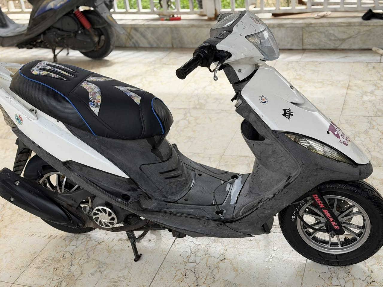 السلام عليكم دراجة ماكس عدله نضيفه برغي ما مفتوح بيه، رمبه توه نازله من الحاويه ختم واحد السعر خاص  0776378689
البصره/ قضاء المدينه


**إذا كنت صاحب هذا الإعلان وتريد حذفه لأي سبب، رجاءا أرسل رسالة إلى الدعم الفني**