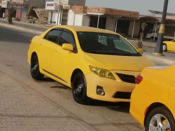 سلام عليكم من رخصت الادمن كورلا للبيع موديل 13 رقم بغداد دولي مكينه وكير شرط صدر جديد باتري جديد زنون  سياره برقي ميعوزه  السعر 117 وبيهه مجال
