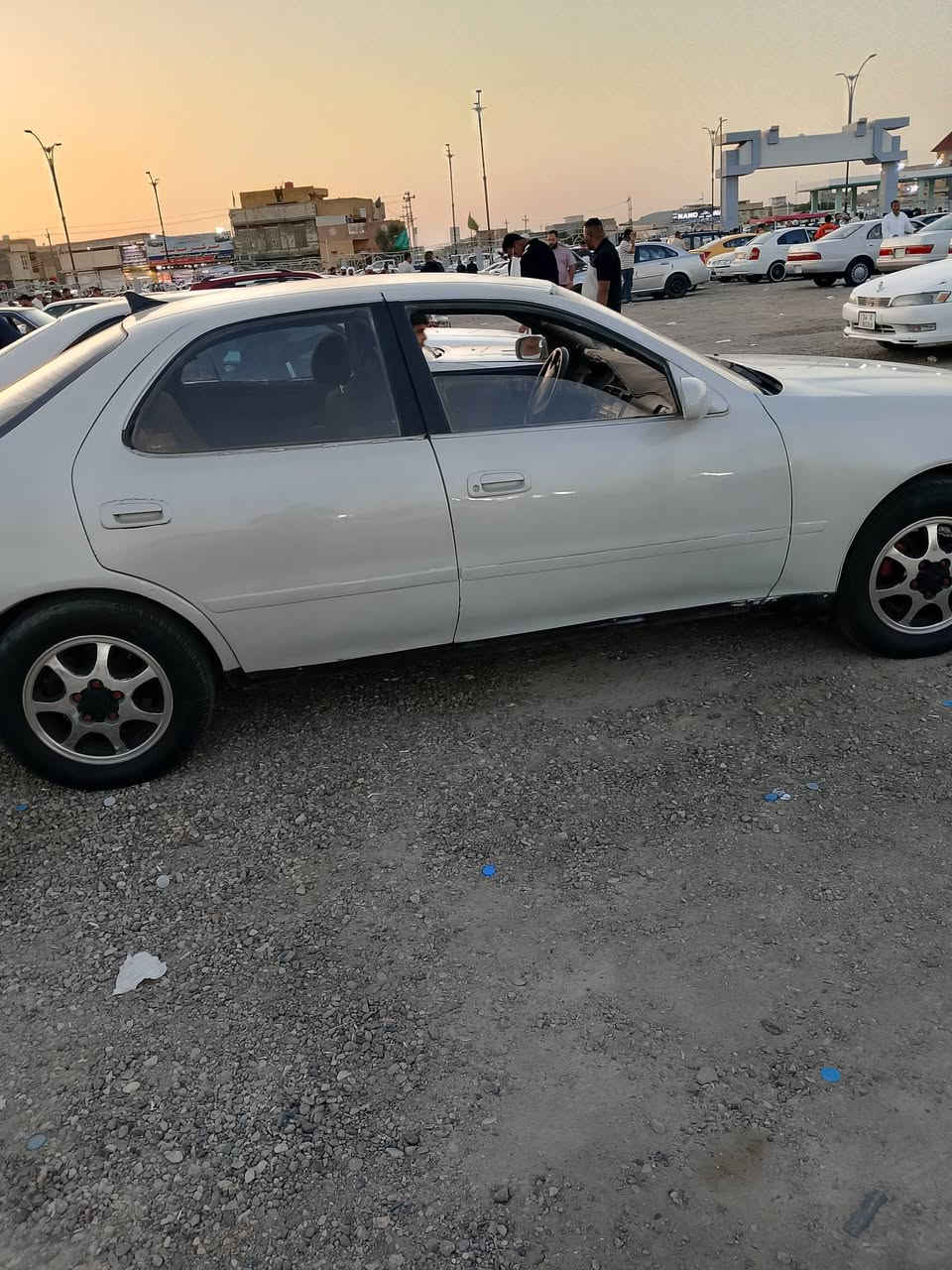 كرسته نفخ نقل مكفوله من الكص رقم نليزي سنونيه لحد 30تنتهي سعر 32بيه مجال حك جيه سياره نضيفه مكاني بصره دور شرطه وراعي جاري ‏‪***********‬‏
