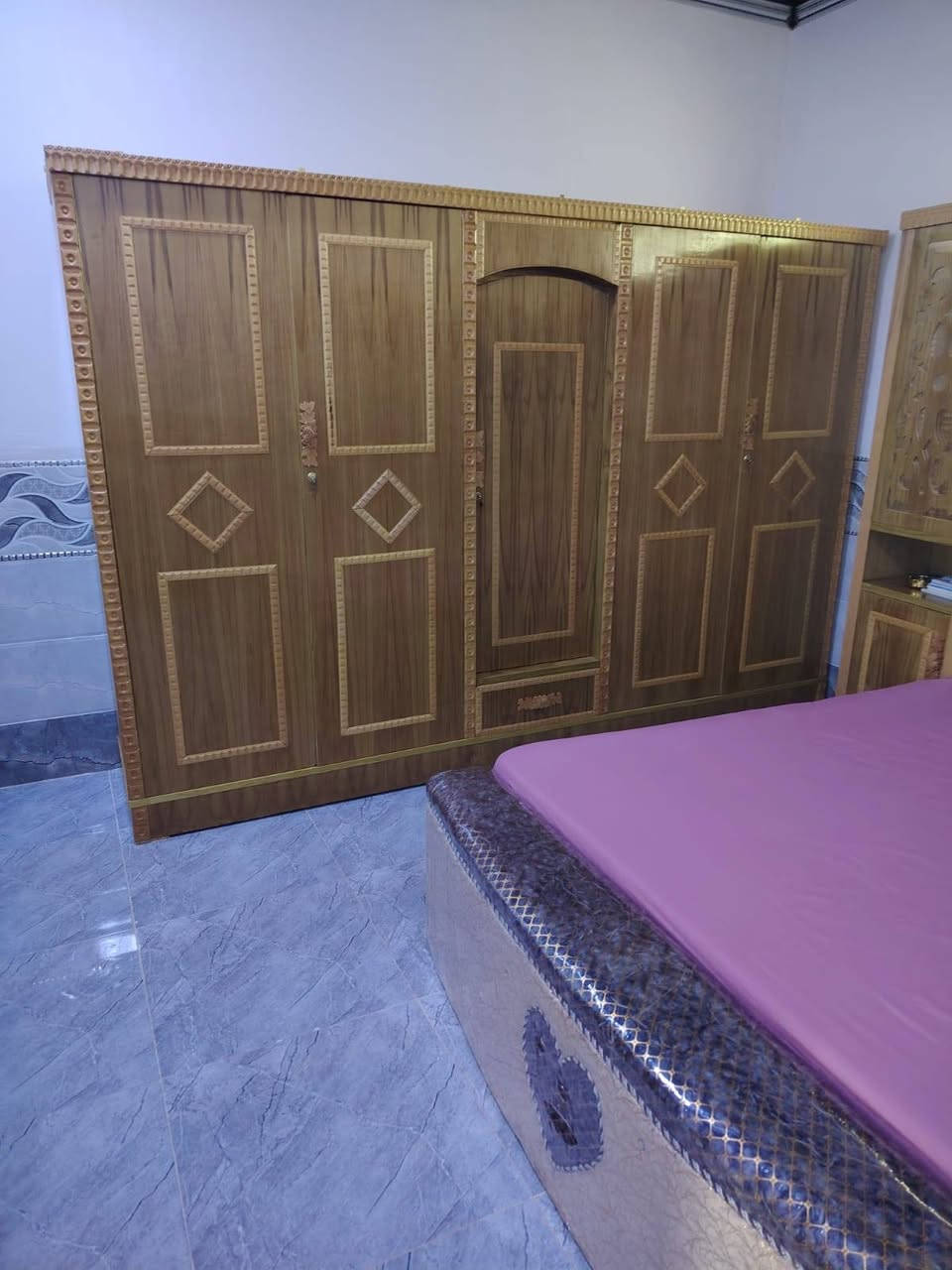 غرفه نوم جديد 
السعر / 850
***********
***********
