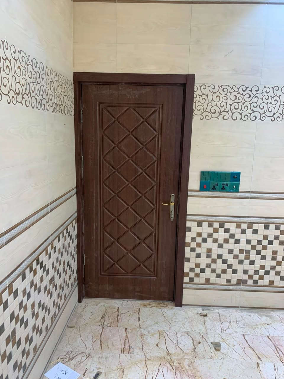 روعة اسطنبول من اليوم وكل يوم 🛑
🔴جمال بيتك يبدأ من التفاصيل
وأبوابنا تمنحك الفخامة ولمتانة😍

😍وصول دفعة جديدة من الأبواب التركية الداخلية🚪🇮🇶🇹🇷
بجودة عالية وتصاميم أنيقة تناسب جميع الأذواق 🫣
اضافة الى الابواب الخارجية القاصه 
🔴مواد متينة وعمر طويل 
🔴تصاميم عصرية تلائم مختلف الديكورات
🔴قواطع داخلية تركية بدقة 
عمل ممتاز وضمان 5 سنه
🔴ألوان وموديلات تضيف لمسة راقية لمنزلك 🏦
🔴مقاومة للرطوبة والعوامل💧 الجوية لضمان الراحة والجودة
⭕عرض خاص داخل المعرض لمن يزورنا ويختار أبوابه من التشكيلة الجديدة ⭕
6♦️انتباه انتباه انتباه😍👇 
النقل وتثبيت داخل كربلاء مجاناً مع ضمان وصل 5 سنوات
7-🔸 لدينا مجموعة الوان ترضي اغلب الاذواق.👇👇👇👇👇👇
⭕كربلاء طريق الحر قرب مدينه النورس كربلاء مقابل اسواق جنة الفردوس 
ـــــــــــــــــــــــــــــــــــــــــــــــــــــــــــ
للستفسار📞📞
  ***********📱
  ***********📱
واتـــسـاب
