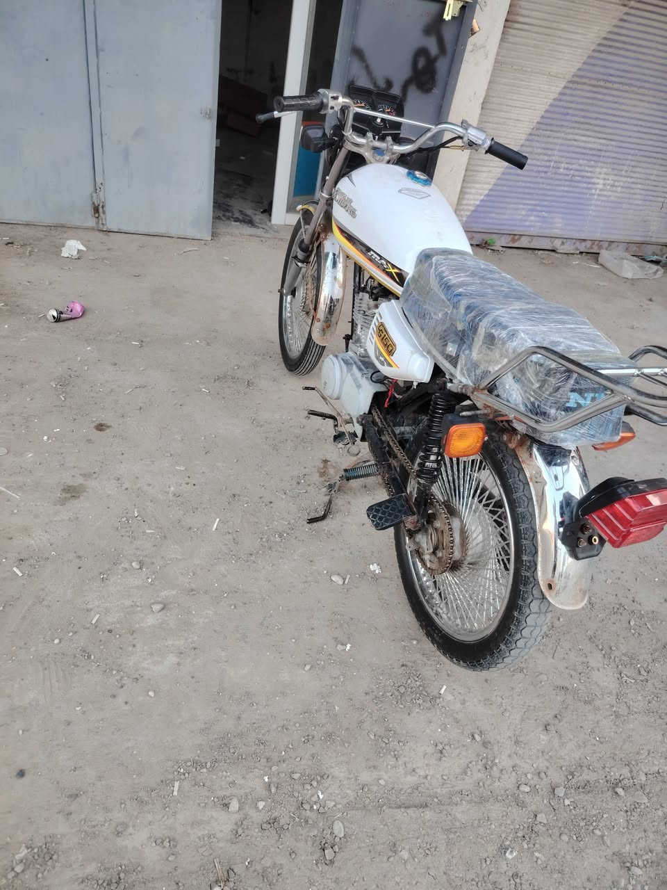 نامه موديل، ٢٠ كلشي بيهة جديد هندر واحد شلعه تخبل بدون اوراق سعر ب٣٧٥ بي مجال بسيط مكاني بعقوبه ***********
