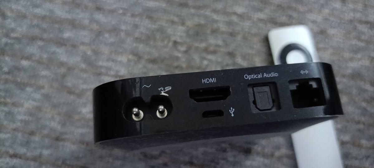 ابل تفي apple tv بهاذا الشكل للاستفار مراسله الصفحه


**إذا كنت صاحب هذا الإعلان وتريد حذفه لأي سبب، رجاءا أرسل رسالة إلى الدعم الفني**