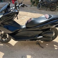 هوندا PCX • شحن • سماعات