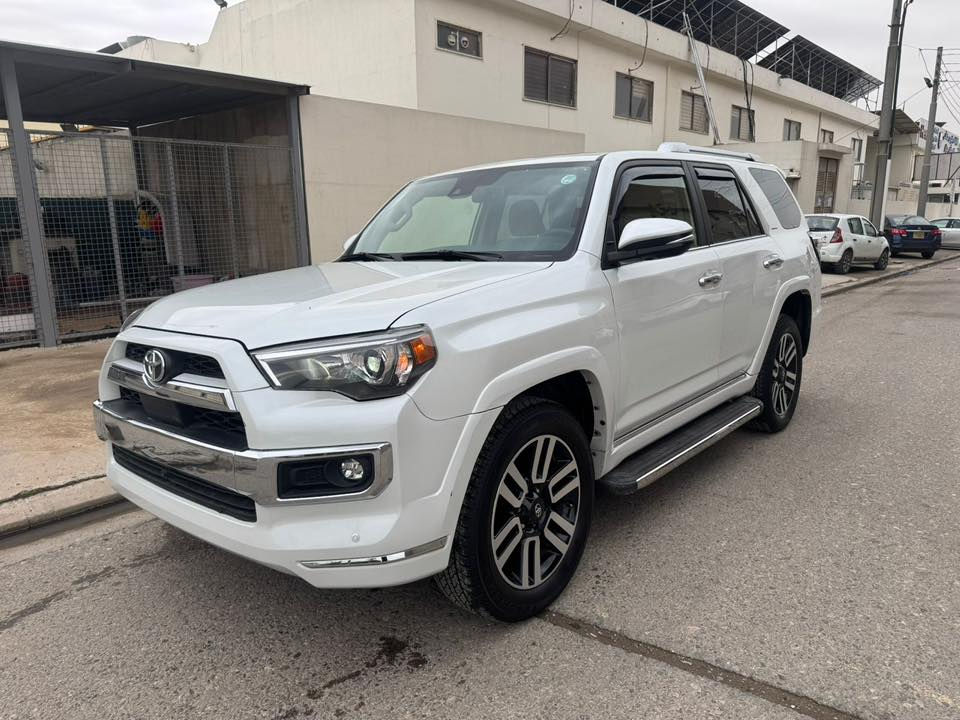 السلام عليكم سياره فور رنر 2024 فول مواصفات لمتد ضرر فقط شبر بارد بلجامرلغ الامامي سيارة ماشية 16 الف ترقيم جديد باسمي رقم اربيل السعر 395 للاستفسار ***********
