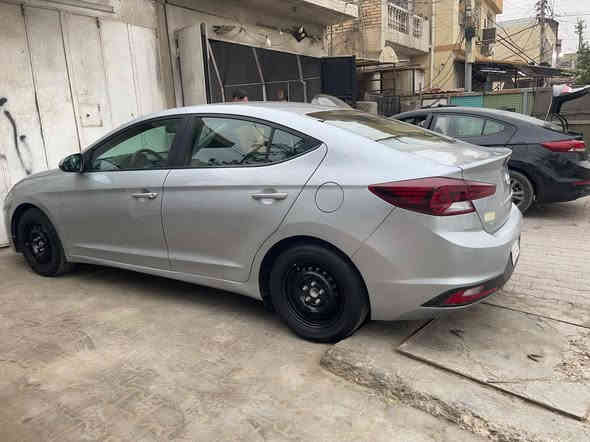 السلام عليكم النترا وارد امريكي موديل 20 تخم تاير تبريد ثلج صدر جديد مكينه زيرو كير سفتي ماشه 60 ألف كفاله شواصي لغد اسم دواخل مابها سونرها موجود رقم بغداد شرط تحويل سنويه 28 العنوان الصويرة الاتصال فقط *********** السعر 120 بيها مجال بصيط
