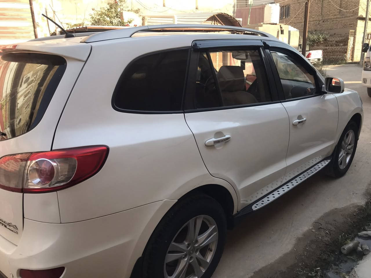 سنتافيه خليجيه موديل 2011 رقم بغداد انكليزي بسمي فول موصفات بصمه كشن كهربائي مري شفت سبعه راكب تبريد ٣قطع فول موصفات جاهزه حداديه تبريد تخم تاير مابيه نقص الصبغ مذكور بل السونار شواصي احواض مكفول السعر 113 وبيها مجال *********** مكان السياره ذي قار
